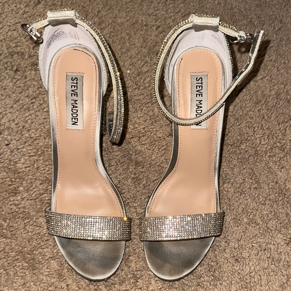 Steve Madden Glittering Silver Heels